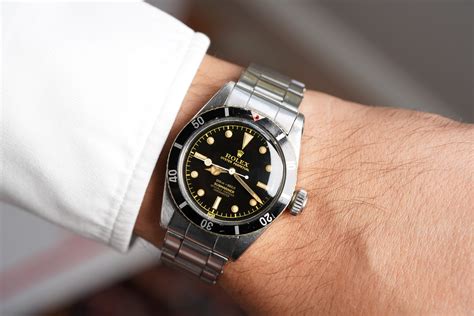 rolex submariner james bond watch|rolex submariner 6538 big crown.